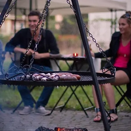 אכסניה 4 Friends *