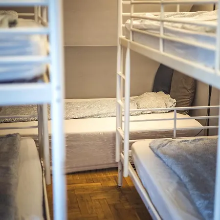4 Friends Hostel *